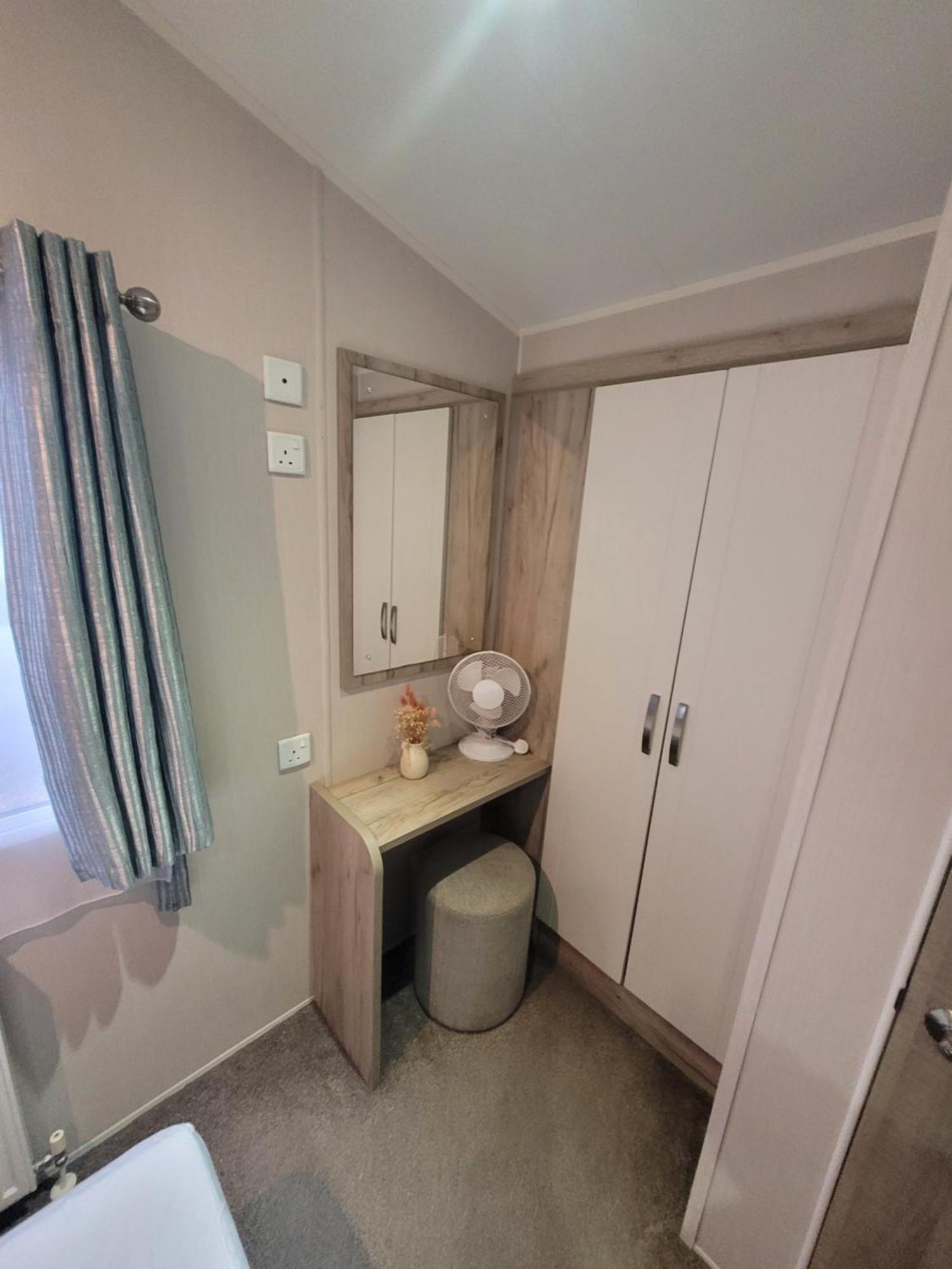 Spacious 8 Birth 3 Bedrooms A22 Unity Beach Holiday Resort Unity Brean 1 Pet Stays Free Berrow Екстериор снимка